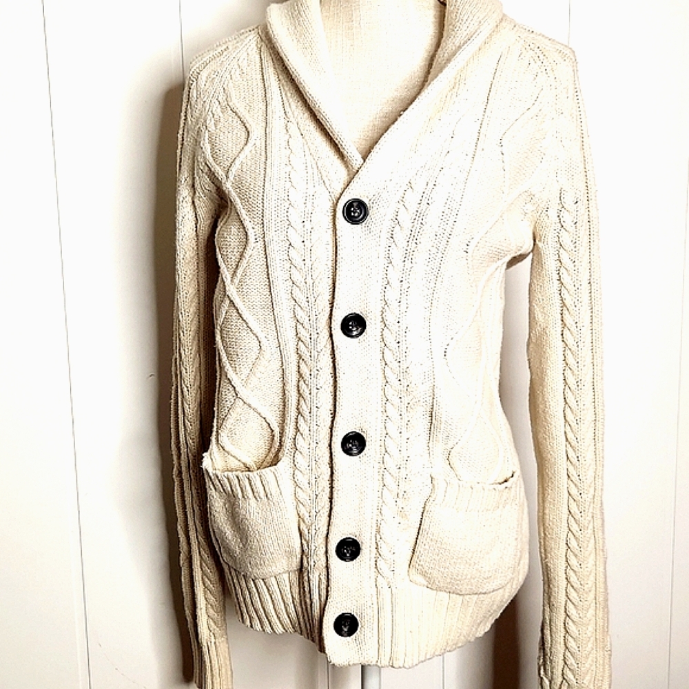 Beige chunky  Wool cableknit AE shawl collar Neutral  fisherman's Warm sweater